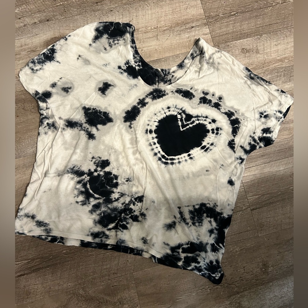 Tie-dye shirt